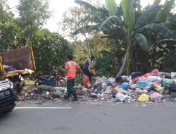 Dua Hari Pemkot Ambon Angkat 228 Ton Sampah di Teluk Ambon