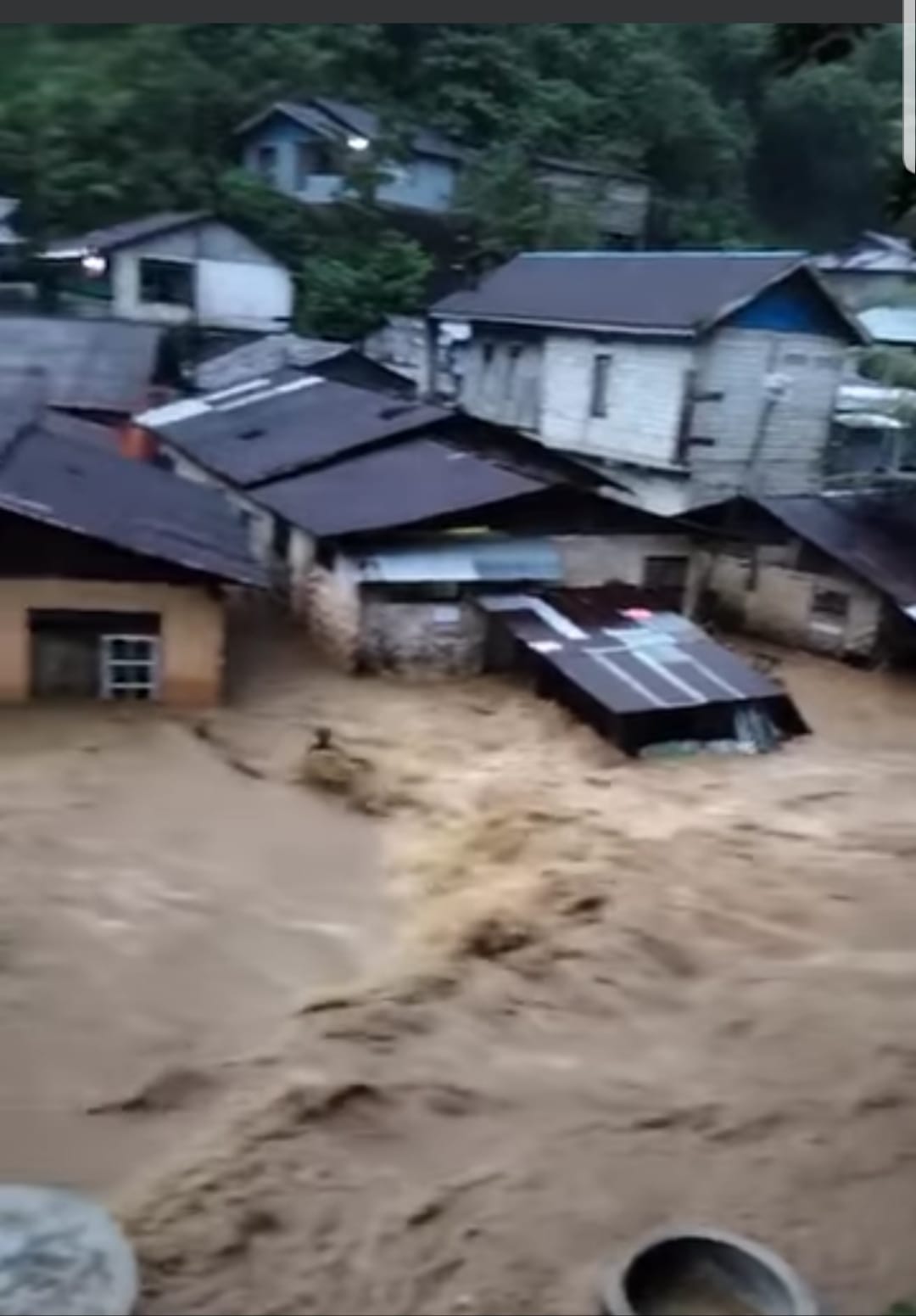 Banjir Batumerah, Ambon