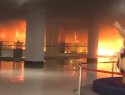 Trans Studio Makassar Terbakar, 45 Orang Dilarikan ke Rumah Sakit