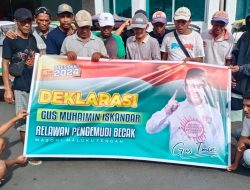 Tukang Becak di Kota Masohi Deklarasi Dukungan ke Gus Imin