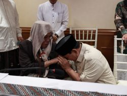 Hadiri Silaturahmi Puluhan Kiai, Prabowo Didoakan Jadi Presiden
