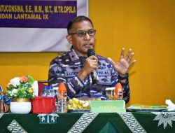 Dukung Kembangkan Sepakbola, Brigjen Said: Lantamal Siap Bantu PSSI Maluku