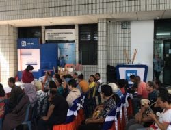Beri Layanan Kesehatan Gratis Nasabahnya, BRI Ambon Datangkan 3 Dokter dari Makassar