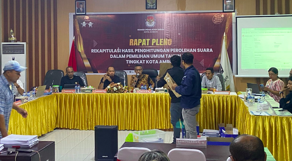 Pleno KPU Kota Ambon