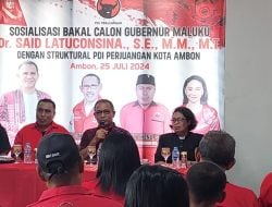 Sambangi Kantor DPC PDIP Ambon, Said Latuconsina Optimis Diusung PDIP