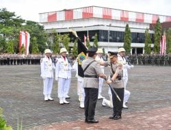 Irjen Lotharia Latif Serahkan Pataka Polda Maluku