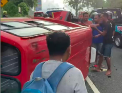 Angkot Hatu Terbaik di Tantui Atas, Sopir dan 2 Penumpang Luka-Luka