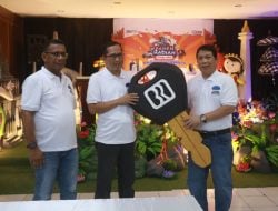 BRI Ambon Bagi Hadiah, Nasabah Benteng Raih Mobil, Enam Nasabah Dapat 6 Sepeda Motor CBR