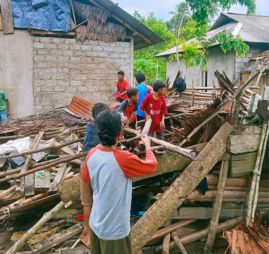 puting beliung di Malra