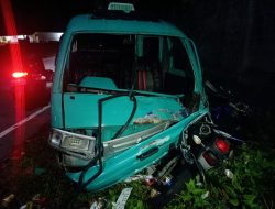 Diduga Mabuk, Sopir Angkot Tabrak Sepeda Motor, Dua Orang Luka Berat