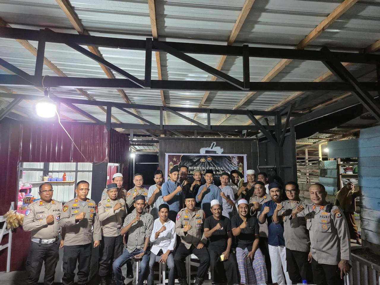 Buka Puasa Bersama Polres SBT dan Jurnalis