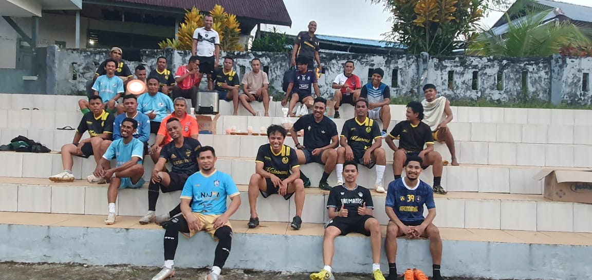 Kalesang FC Buka Bersama